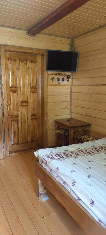 Крайня Хата Hotel Synevyrs'ka Polyana Luaran gambar